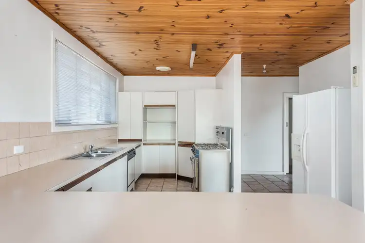 Sixth view of Homely house listing, 2a Gladstone Avenue, Aspendale VIC 3195