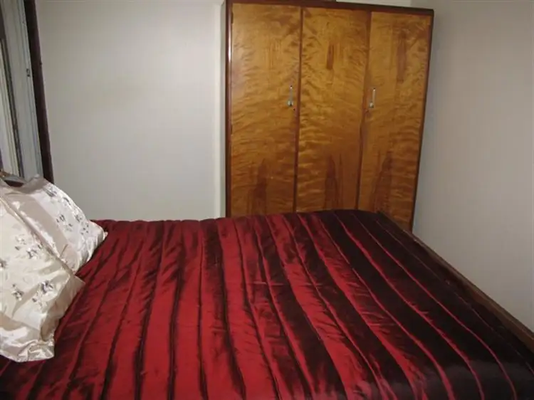 Fifth view of Homely house listing, 4 Farmer Street, Barmera SA 5345