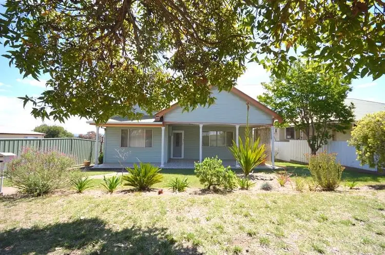 60 Lachlan Street, Cowra NSW 2794