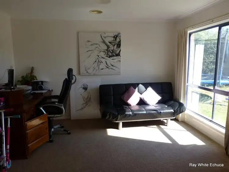 Fifth view of Homely house listing, 6 Yeovil Court, Echuca VIC 3564