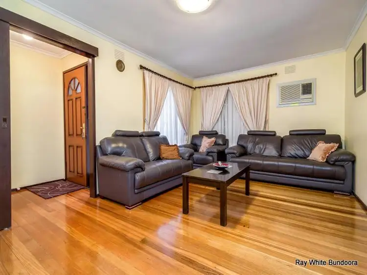 Second view of Homely house listing, 10 Pinnacle Court, Lalor VIC 3075