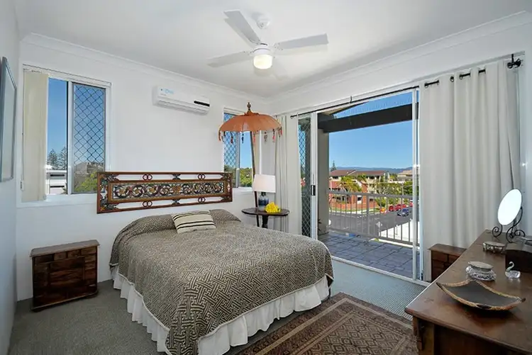 Fifth view of Homely apartment listing, 5/118 Albatross Avenue, Mermaid Beach QLD 4218