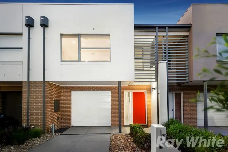 Main view of Homely house listing, 32 Richmond Circuit, Mulgrave VIC 3170