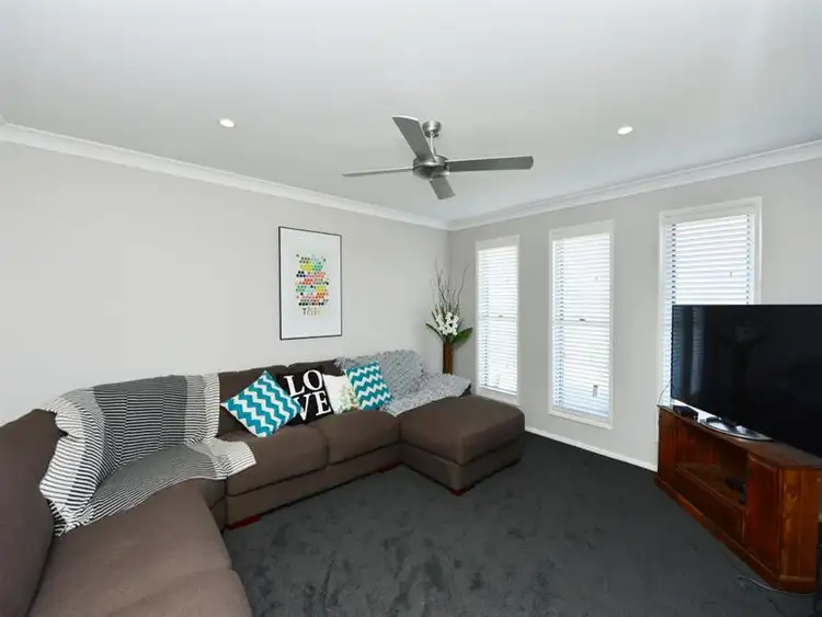 Second view of Homely house listing, 5 McGee Drive, Kearneys Spring QLD 4350