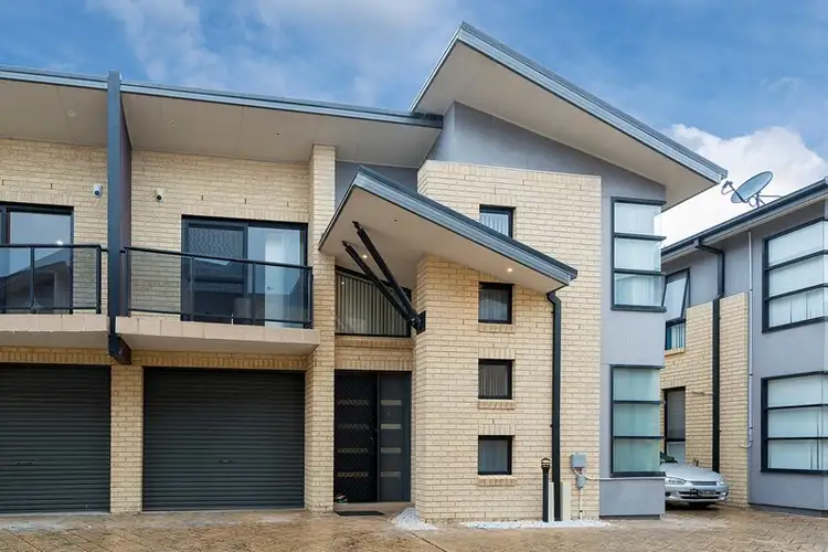 Main view of Homely townhouse listing, 6/21-23 Mclachlan Avenue, Long Jetty NSW 2261