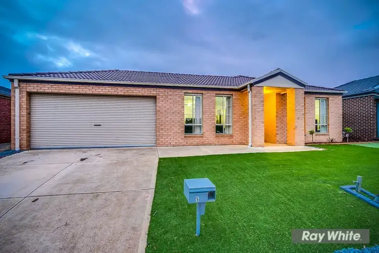Second view of Homely house listing, 5 Dragonfly Court, Tarneit VIC 3029