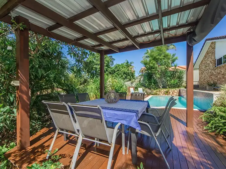 37 Merridown Drive, Merrimac QLD 4226