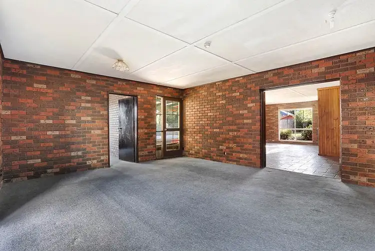 Seventh view of Homely house listing, 8 Jeffrey Grove, Bayswater VIC 3153