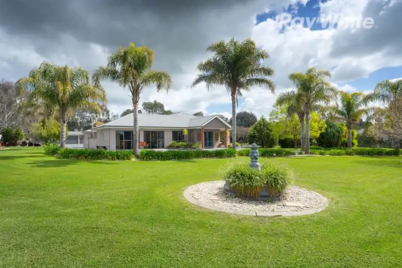 Main view of Homely house listing, 18 Willow Way, Table Top NSW 2640