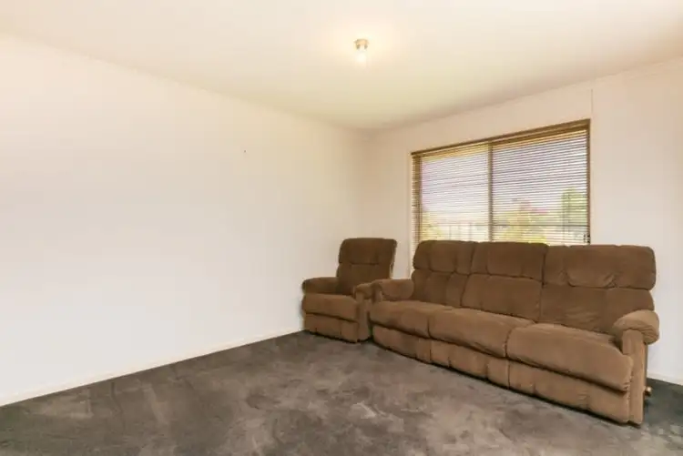 Fifth view of Homely house listing, 10 Denbeigh Court, Mildura VIC 3500
