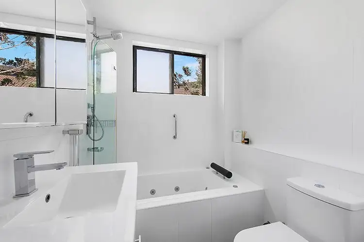 Fifth view of Homely unit listing, 2/7-9 Park Avenue, Waitara NSW 2077