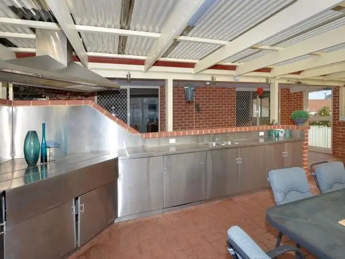 5 Gillam Place, Mount Melville WA 6330