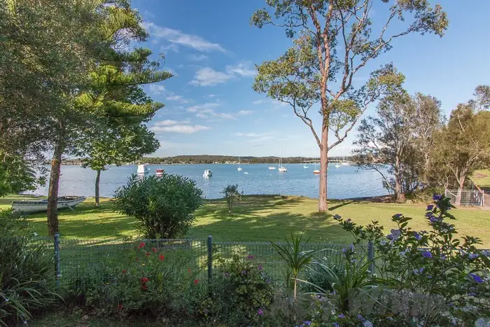 51A Bay Road, Bolton Point NSW 2283