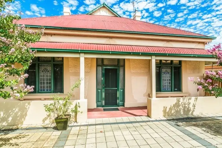4 Bartley Terrace, Semaphore Park SA 5019