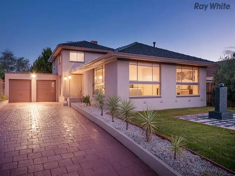 43 Pindari Avenue, Taylors Lakes VIC 3038