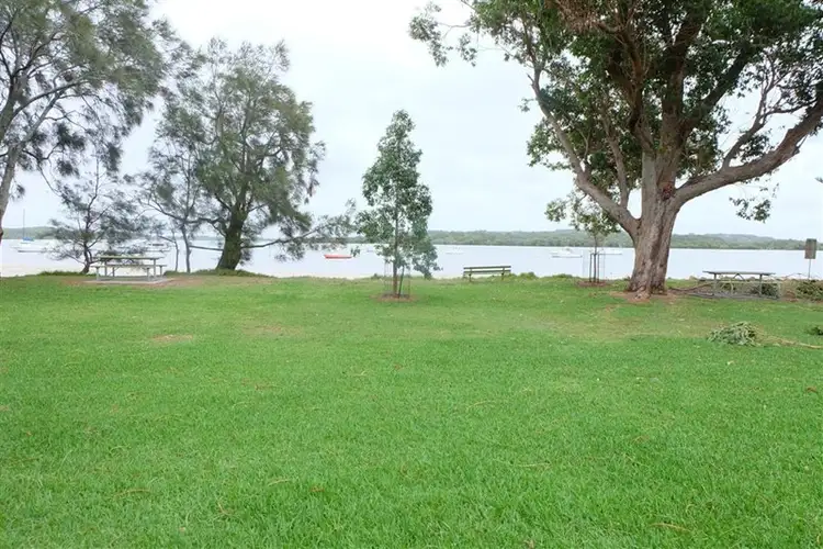 42 Albert Street, Taylors Beach NSW 2316