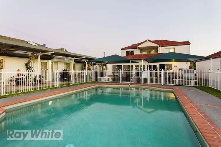 28 and 29/158 Middle Street, Cleveland QLD 4163