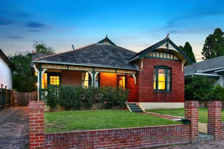 13 McDougall Street, Kensington NSW 2033