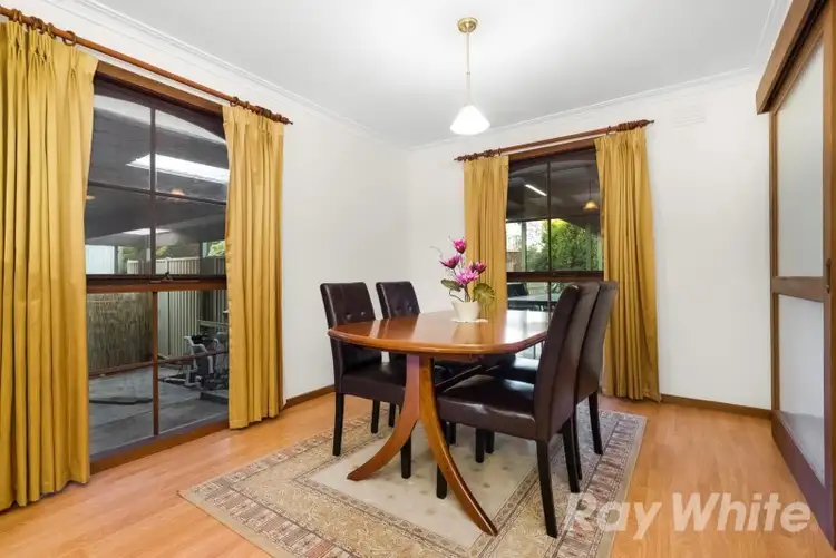 Sixth view of Homely house listing, 2 Cerise Place, Mulgrave VIC 3170