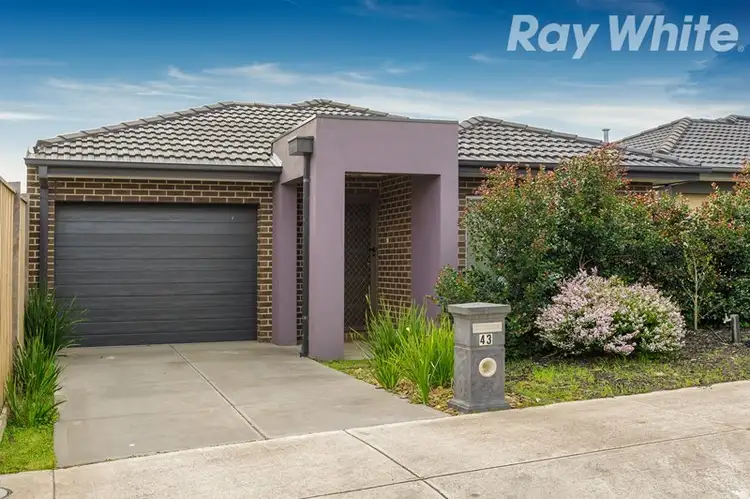 43 Mac Knight Wynd, Doreen VIC 3754