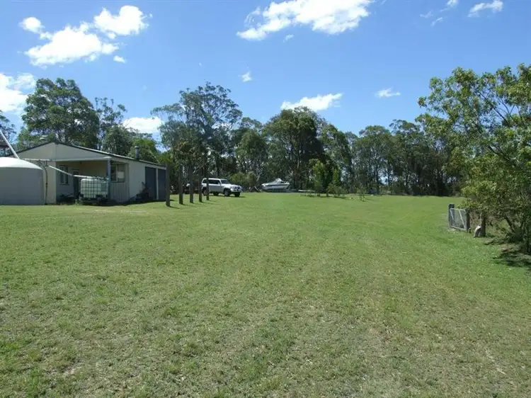80 Middle Road, Pierce Creek QLD 4355