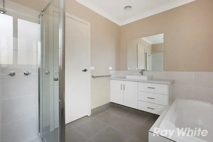 Fifth view of Homely house listing, 2/4 Wiltshire Avenue, Bayswater VIC 3153