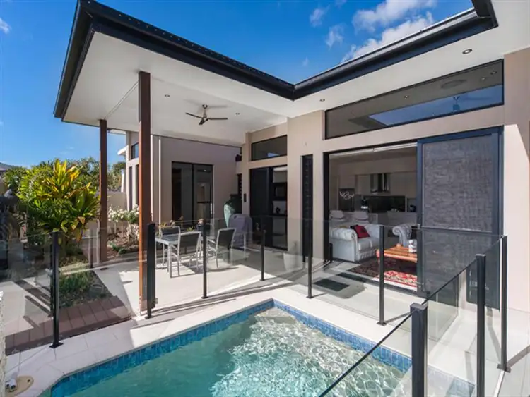 2835 Wylarah Way, Hope Island QLD 4212