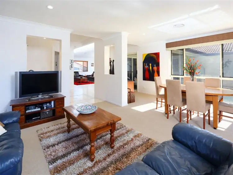 Fifth view of Homely house listing, 2 Sellers Place, Mcdowall QLD 4053
