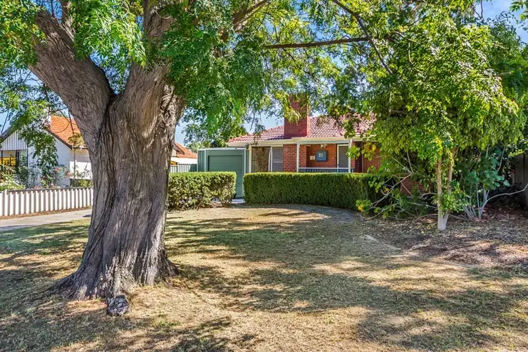 Second view of Homely house listing, 21 Gawler Way, Calista WA 6167