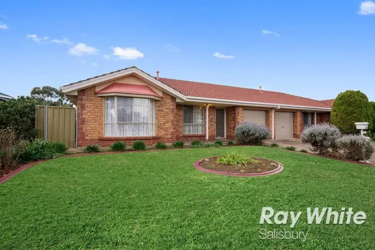 2/11 Rachael Road, Salisbury Downs SA 5108