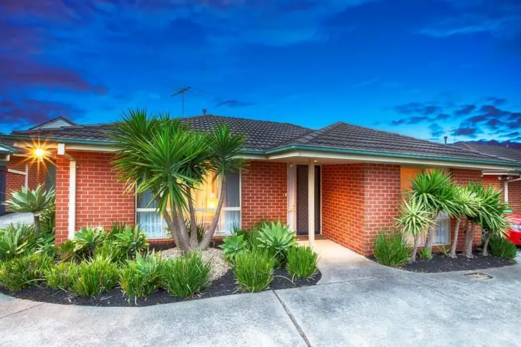 Main view of Homely unit listing, 2/24 Ella Grove, Chelsea VIC 3196