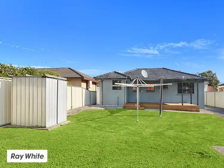 Fifth view of Homely house listing, 19 Brigadoon Circuit, Oak Flats NSW 2529