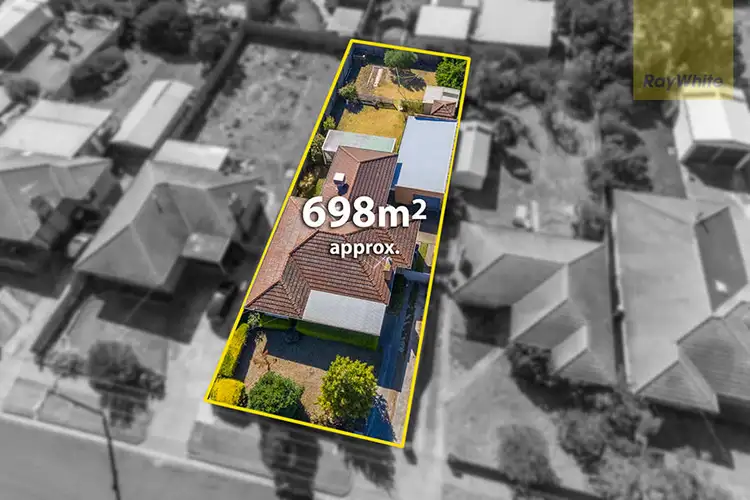 Main view of Homely house listing, 8 Rayfield Avenue, Craigieburn VIC 3064