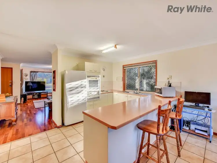 Seventh view of Homely house listing, 4 Bonnie Dundee Court, Bundamba QLD 4304