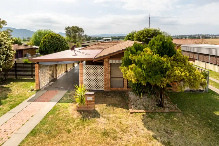 36 Mullumbimby Close, Tamworth NSW 2340