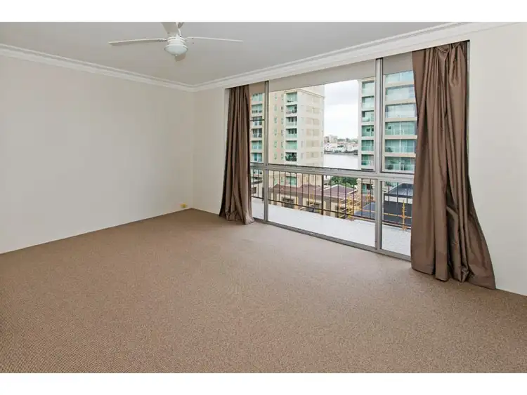 Seventh view of Homely apartment listing, 5/24 Castlebar Street, Kangaroo Point QLD 4169