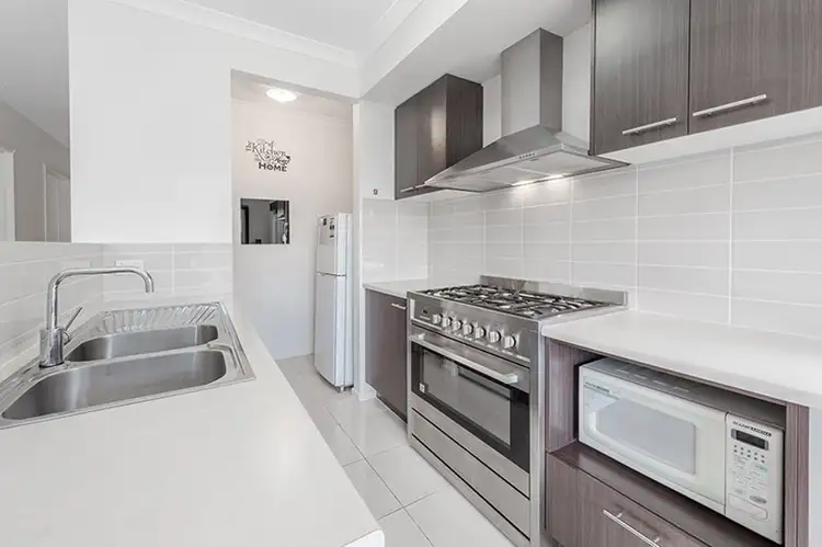 Second view of Homely house listing, 7 Anzacs Way, Craigieburn VIC 3064