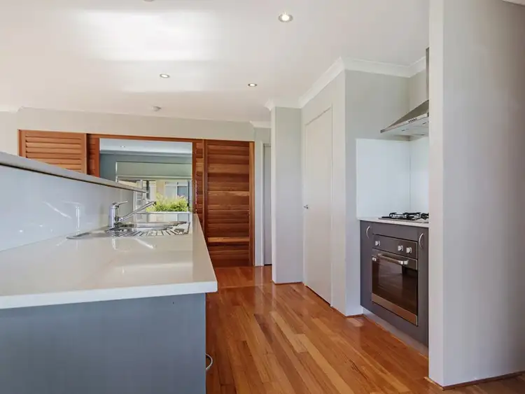 Sixth view of Homely house listing, 1/189 Rockingham Beach Road, Rockingham WA 6168