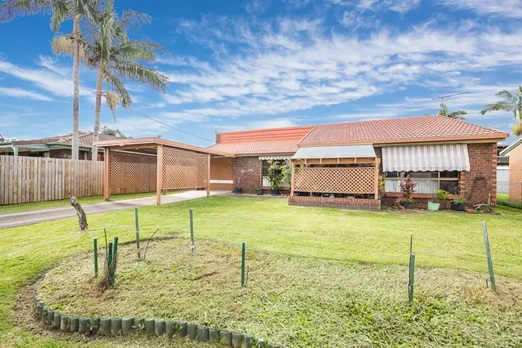 16 Dianthus Avenue, Banksia Beach QLD 4507