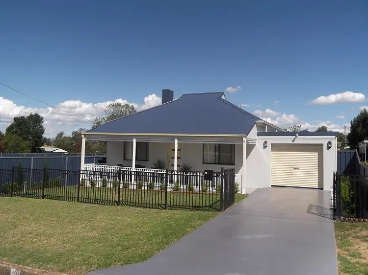 61 Brougham Street, Cowra NSW 2794
