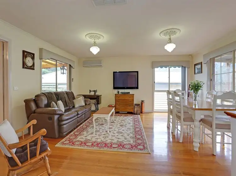 Fourth view of Homely house listing, 6 Leigh Close, Lilydale VIC 3140