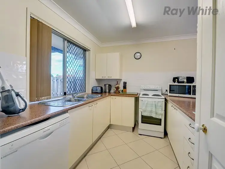Fifth view of Homely house listing, 2/11 Prokuda Close, Goodna QLD 4300