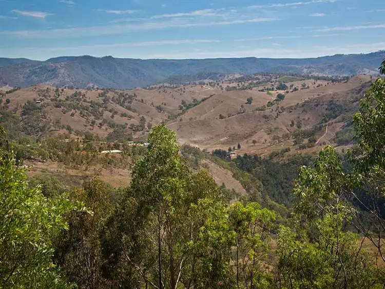 Second view of Homely house listing, 7 Carinya Close, Kanimbla NSW 2790