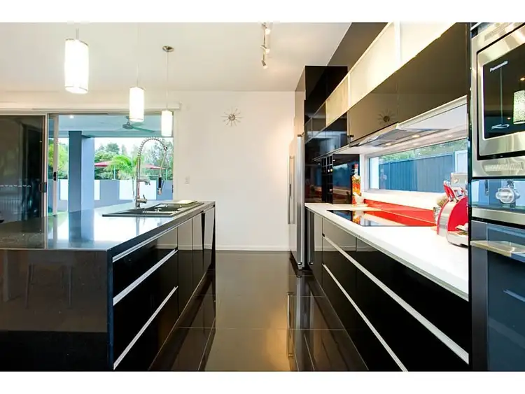 Sixth view of Homely house listing, 2 Barramul Place, Thornlands QLD 4164