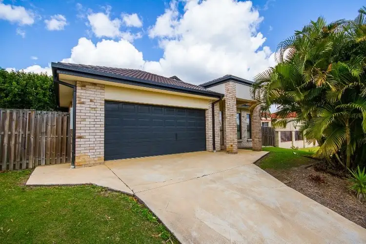 6 Carmarthen Circuit, Pacific Pines QLD 4211
