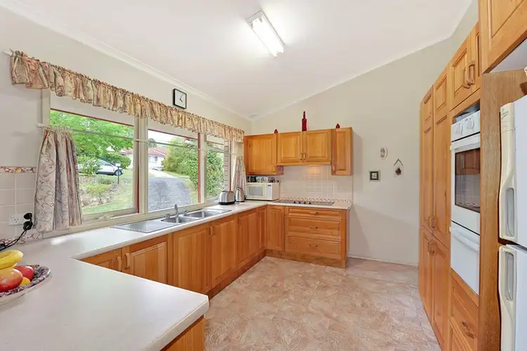 Second view of Homely house listing, 6 Lynne Place, Hornsby NSW 2077