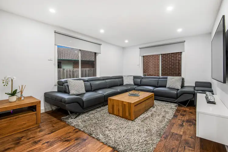 Fourth view of Homely house listing, 33 Amalfi Drive, Endeavour Hills VIC 3802