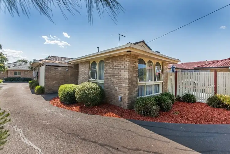 1/37 Farnham Road, Bayswater VIC 3153