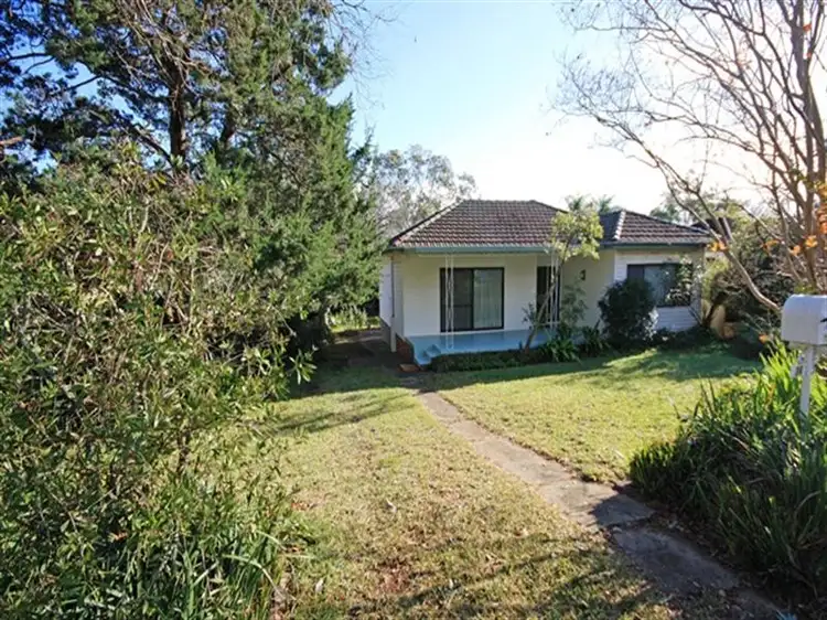 34 Farnsworth Avenue, Campbelltown NSW 2560