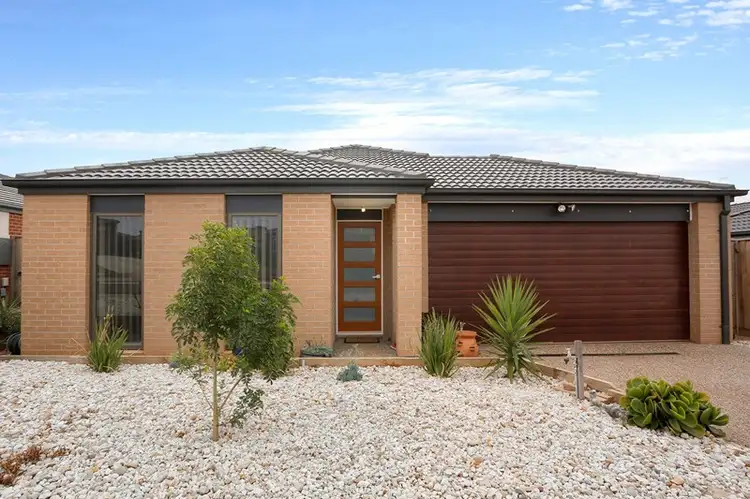 8 Delahey Close, Bacchus Marsh VIC 3340